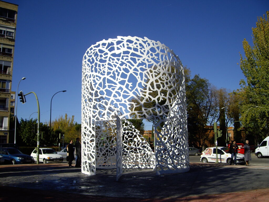 The Rose – Monumental Urban Sculpture in Torrejón de Ardoz, Spain